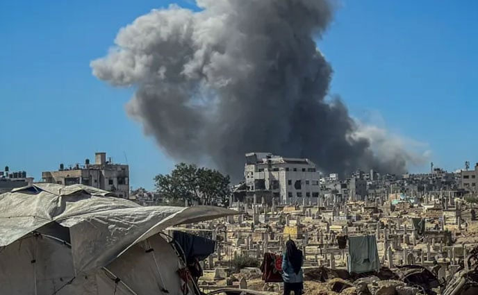 যুদ্ধবিরতি প্রতিষ্ঠা নিয়ে ট্রাম্পের ঘোষণা, তবুও হামলা চালাচ্ছে ইসরায়েল