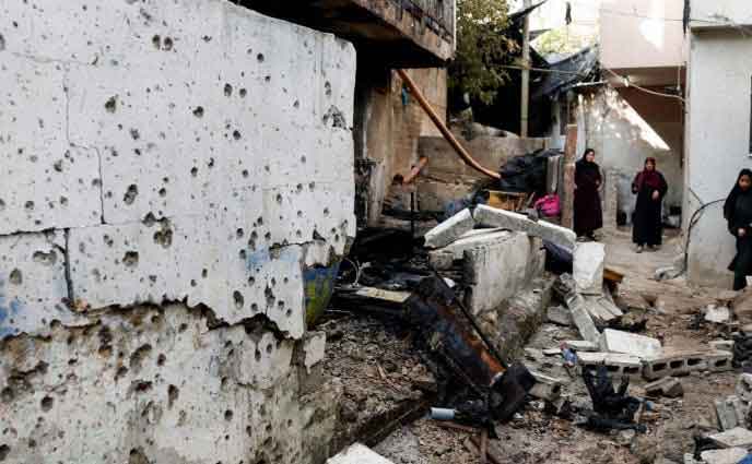 পশ্চিম তীরে গ্রামের পর গ্রাম ধ্বংস করছে ইসরায়েল