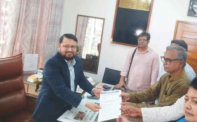 আরপিওর অগণতান্ত্রিক সংশোধনী বাতিলের দাবি বাম জোটের, ইসিতে স্মারকলিপি