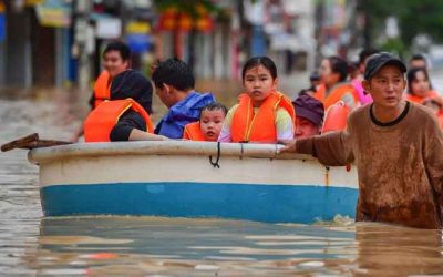 ভিয়েতনামে বন্যায় মৃত্যু বেড়ে ৯০, নিখোঁজ ১২