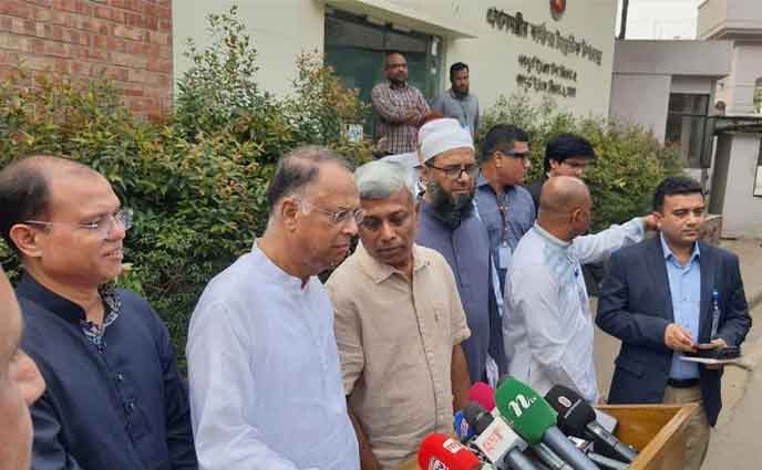 দেশে সব ধরনের তেলের পর্যাপ্ত মজুত রয়েছে: জ্বালানি মন্ত্রী