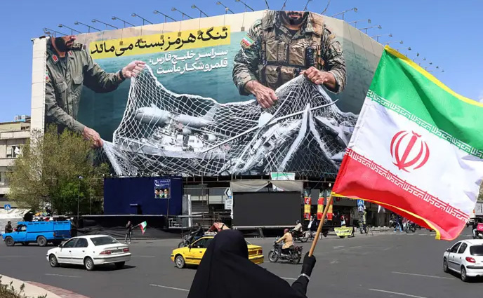 তরুণদেরকে সব বিদ্যুৎকেন্দ্রের চারদিকে মানববন্ধন তৈরির আহ্বান ইরানের