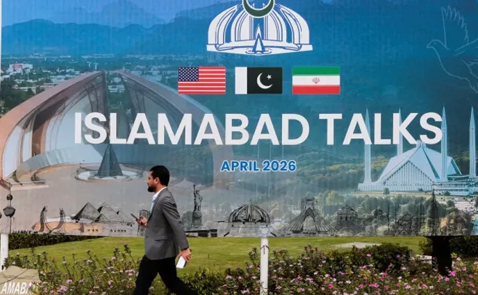 টানা দুই ঘণ্টার রুদ্ধদ্বার বৈঠক যুক্তরাষ্ট্র-ইরানের, চলতে পারে কালও